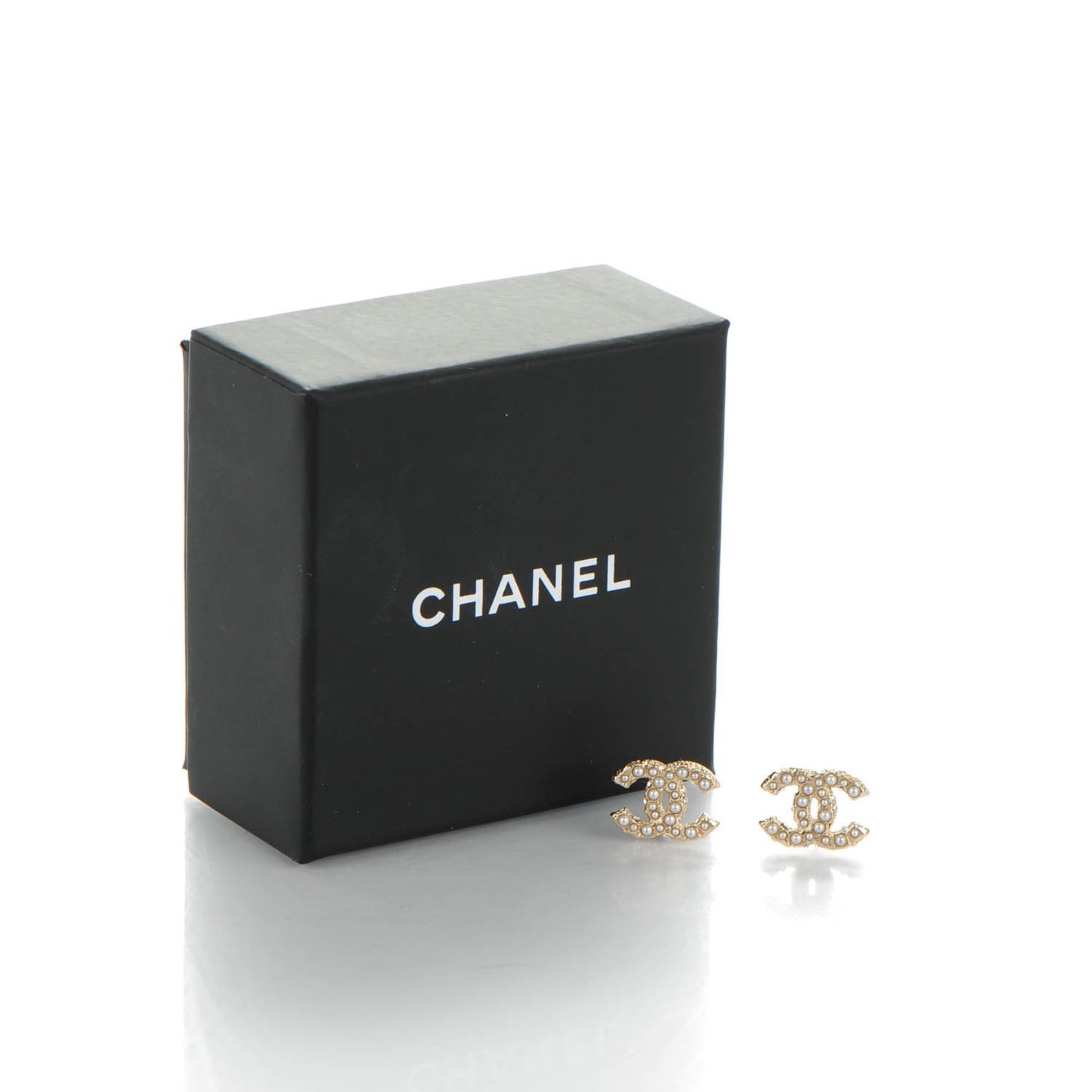 Pearl CC Earrings Gold