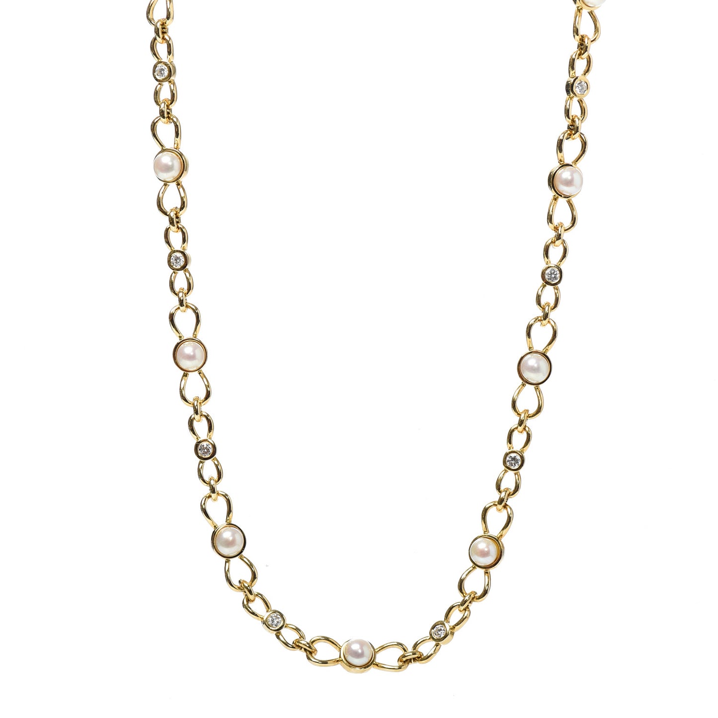 18K Yellow Gold Diamond Pearl 5.5mm Bow Tie Link Necklace