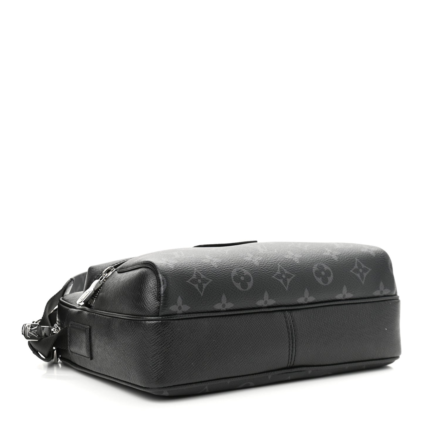 Taiga Monogram Eclipse Outdoor Messenger Black