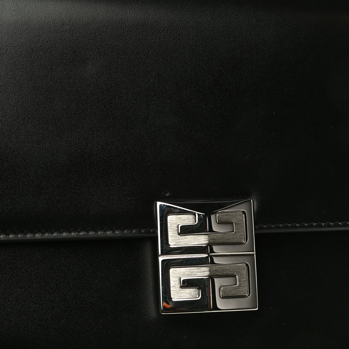 Calfskin Medium 4G Chain Shoulder Bag Black