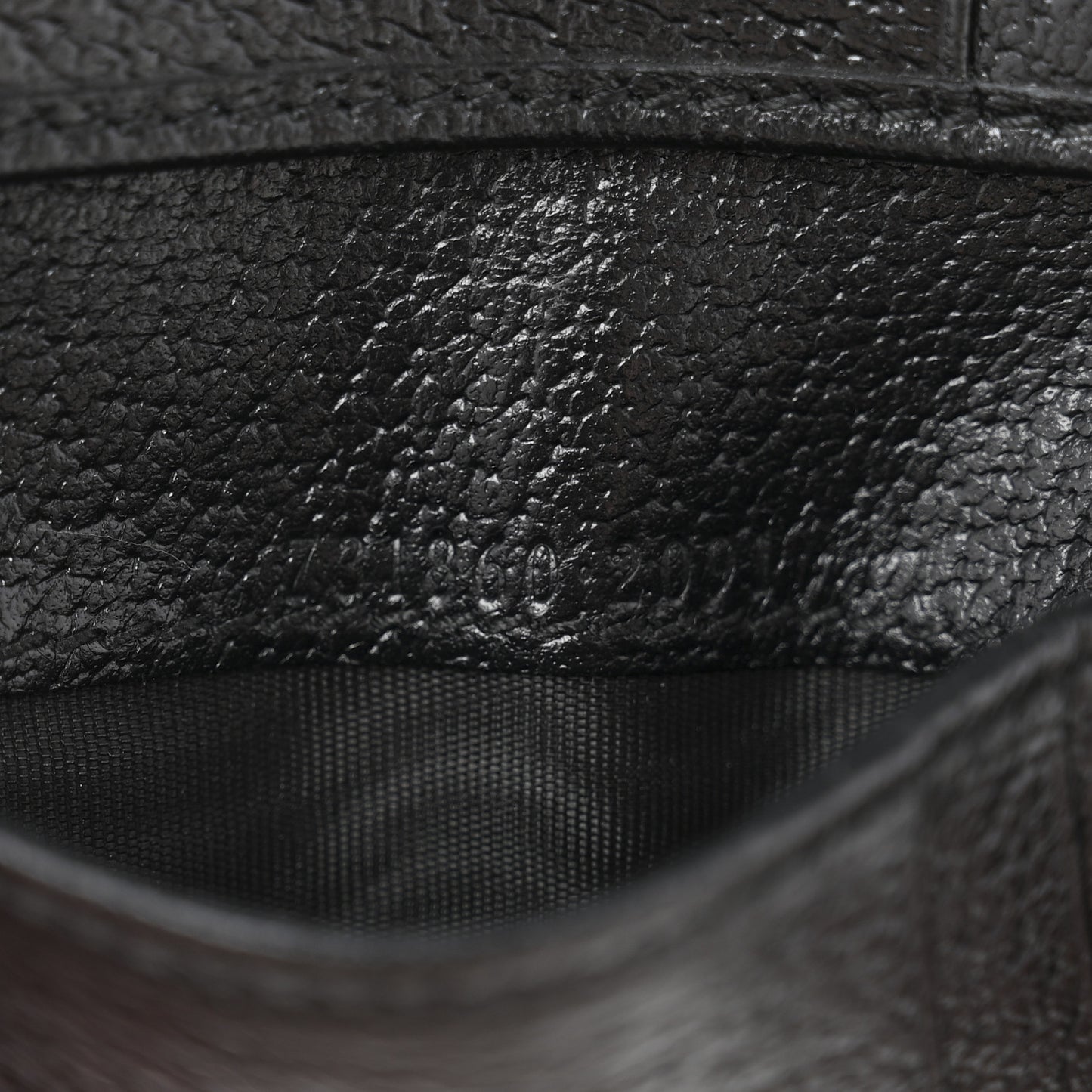 Textured Dollar Calfskin Horsebit Card Holder Black