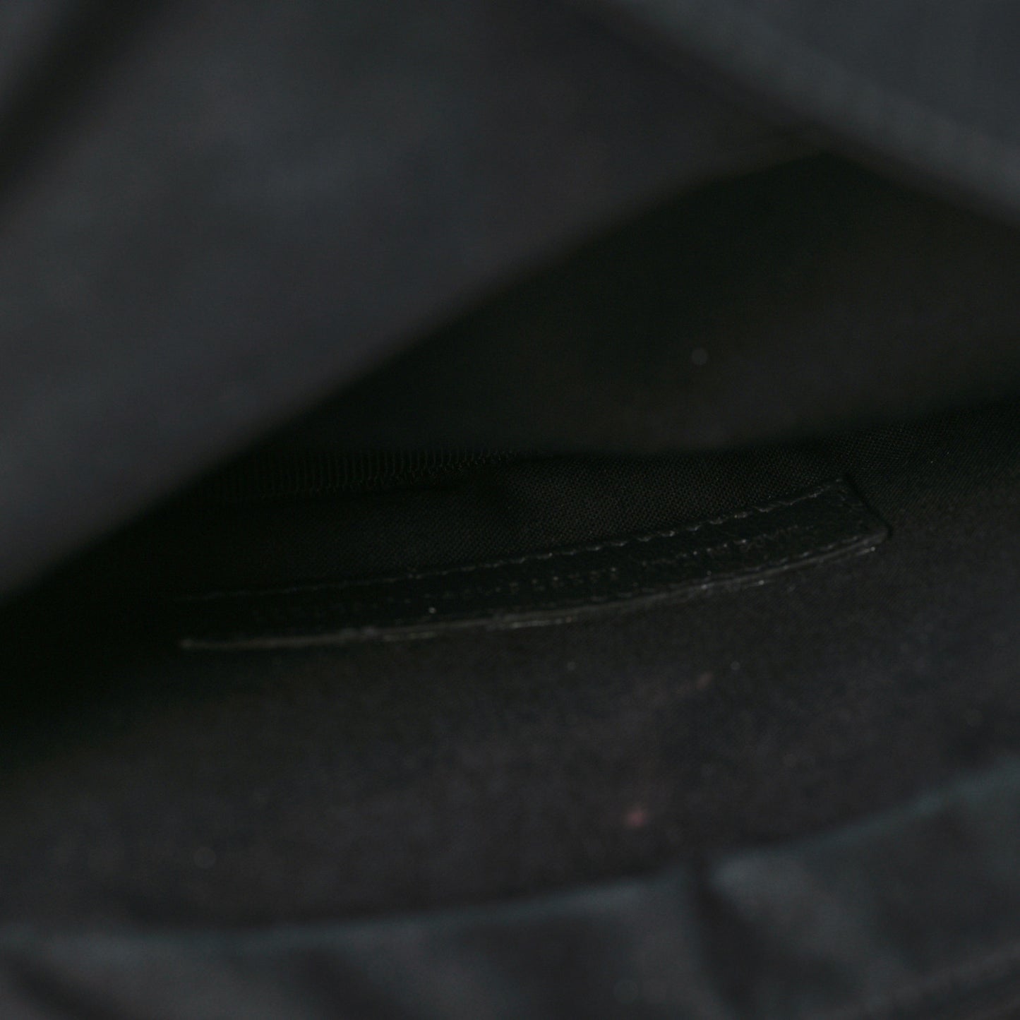 Calfskin Logo Crocodile Embossed Everyday Beltpack Black