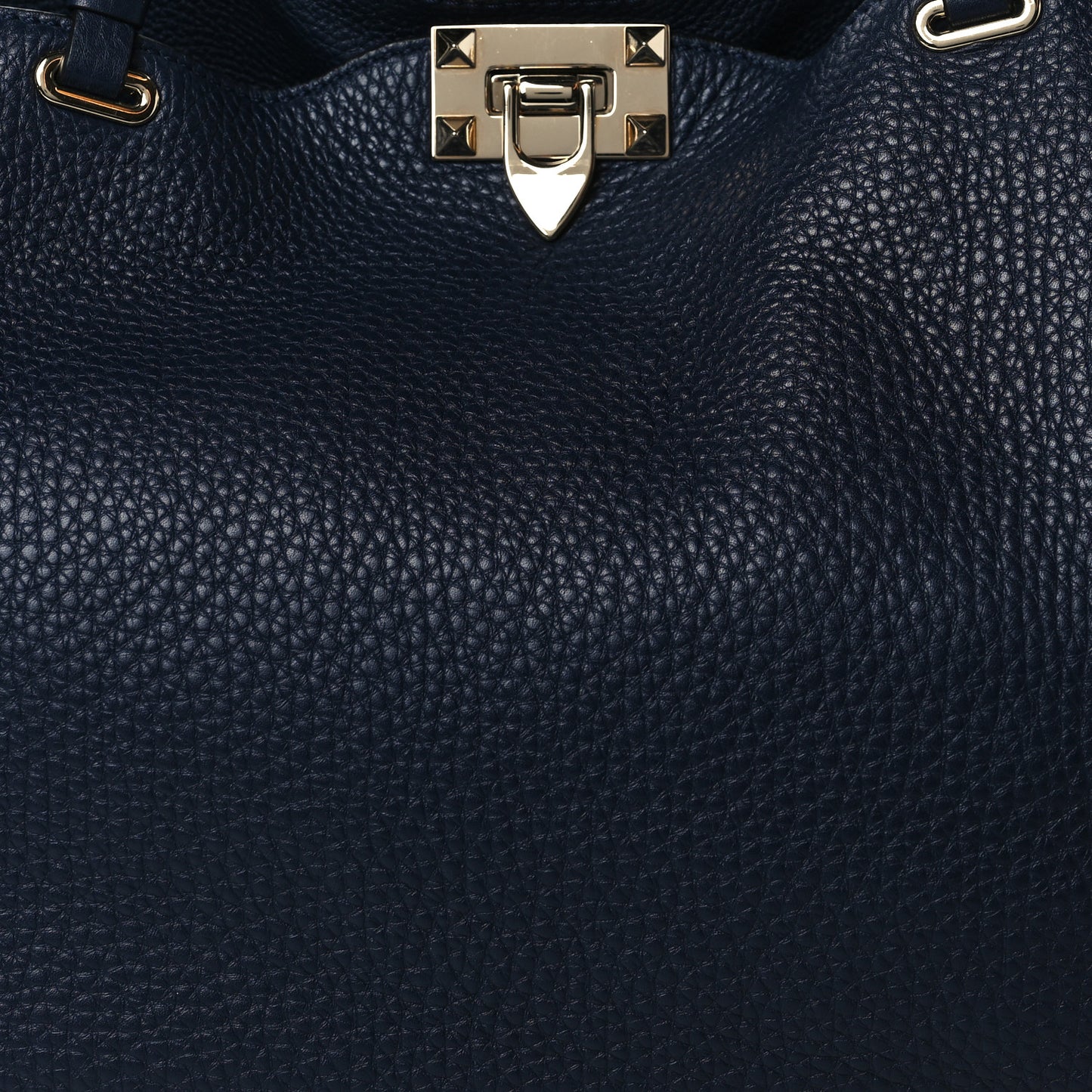 Pebbled Calfskin Medium Rockstud Tote Marine