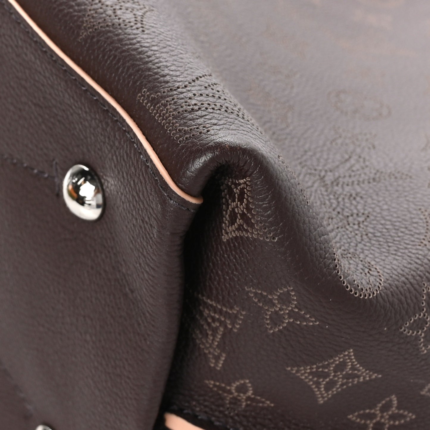 Mahina Carmel Hobo Chocolate