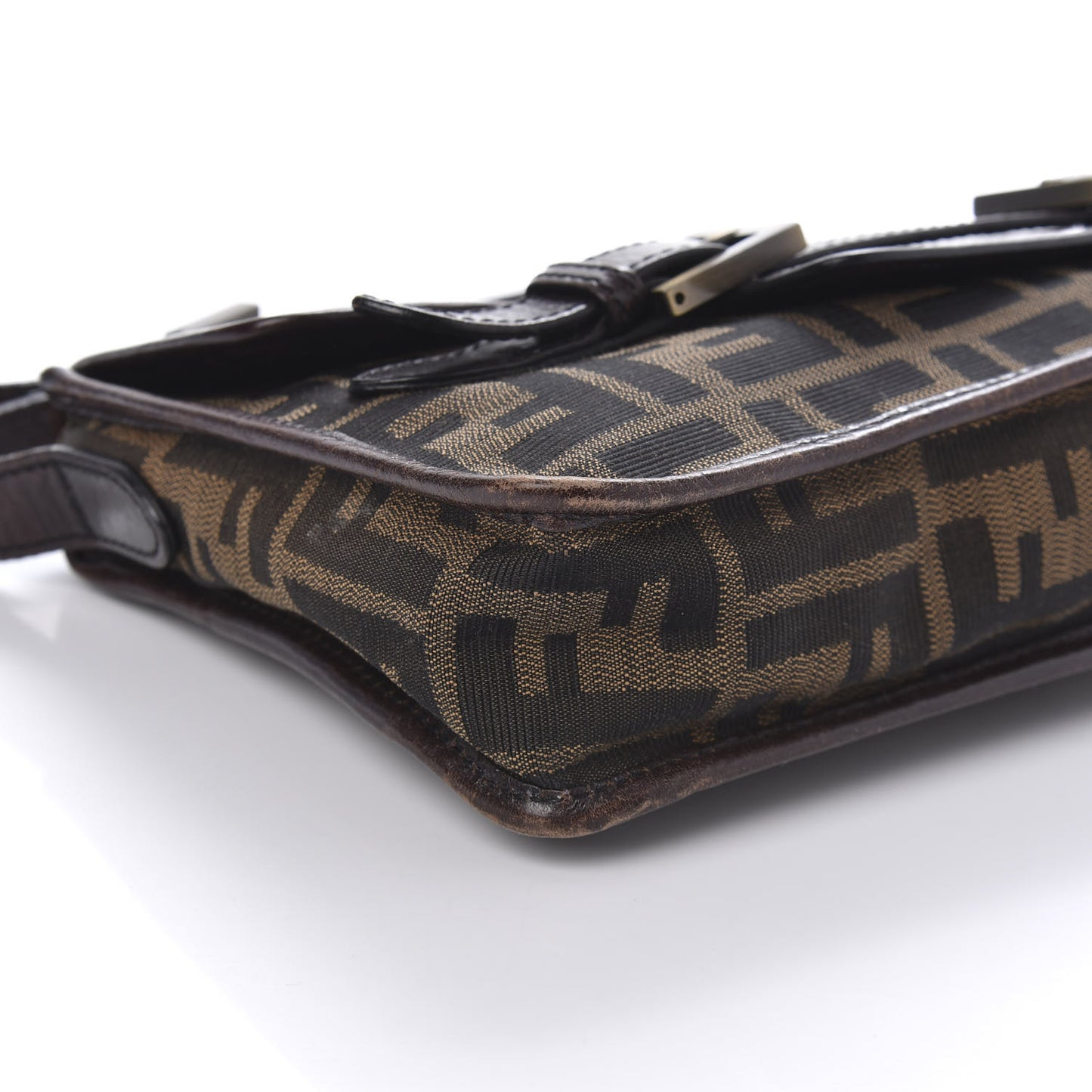 Zucca Calfskin Shoulder Bag Tobacco
