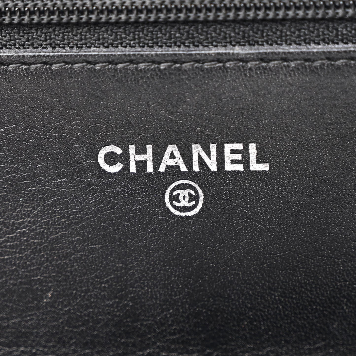 Glazed Calfskin Boy Wallet On Chain WOC Black