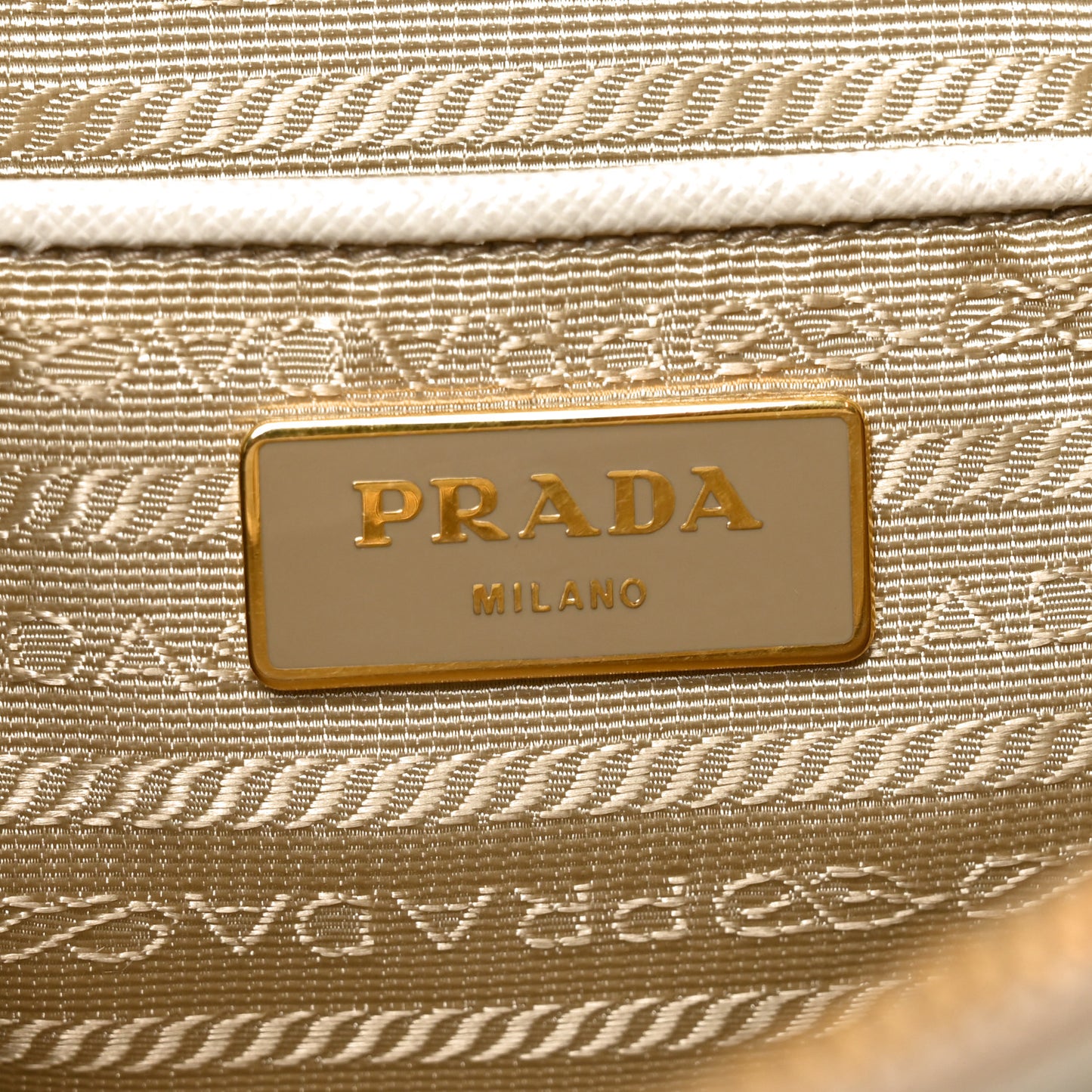 Saffiano Lux Open Promenade Tote Talco