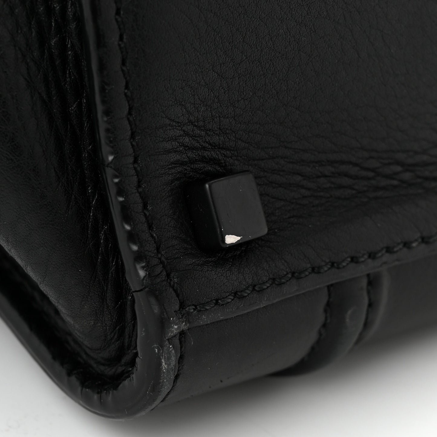 Supple Calfskin Medium Phantom Luggage Black