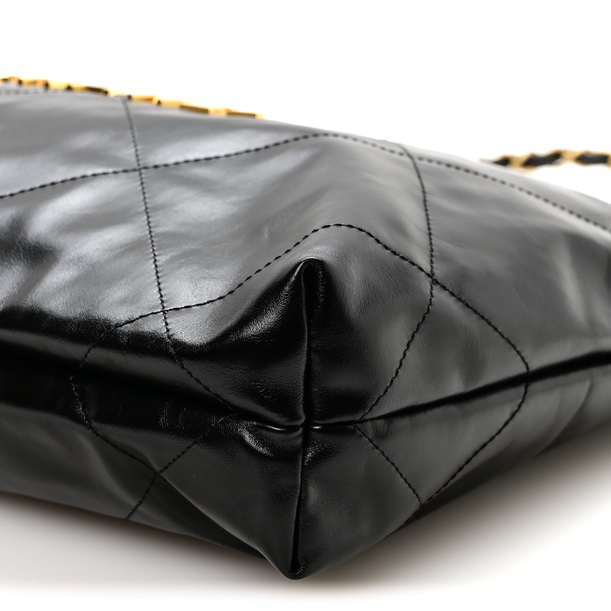 Shiny Calfskin Quilted Small Chanel 22 Black