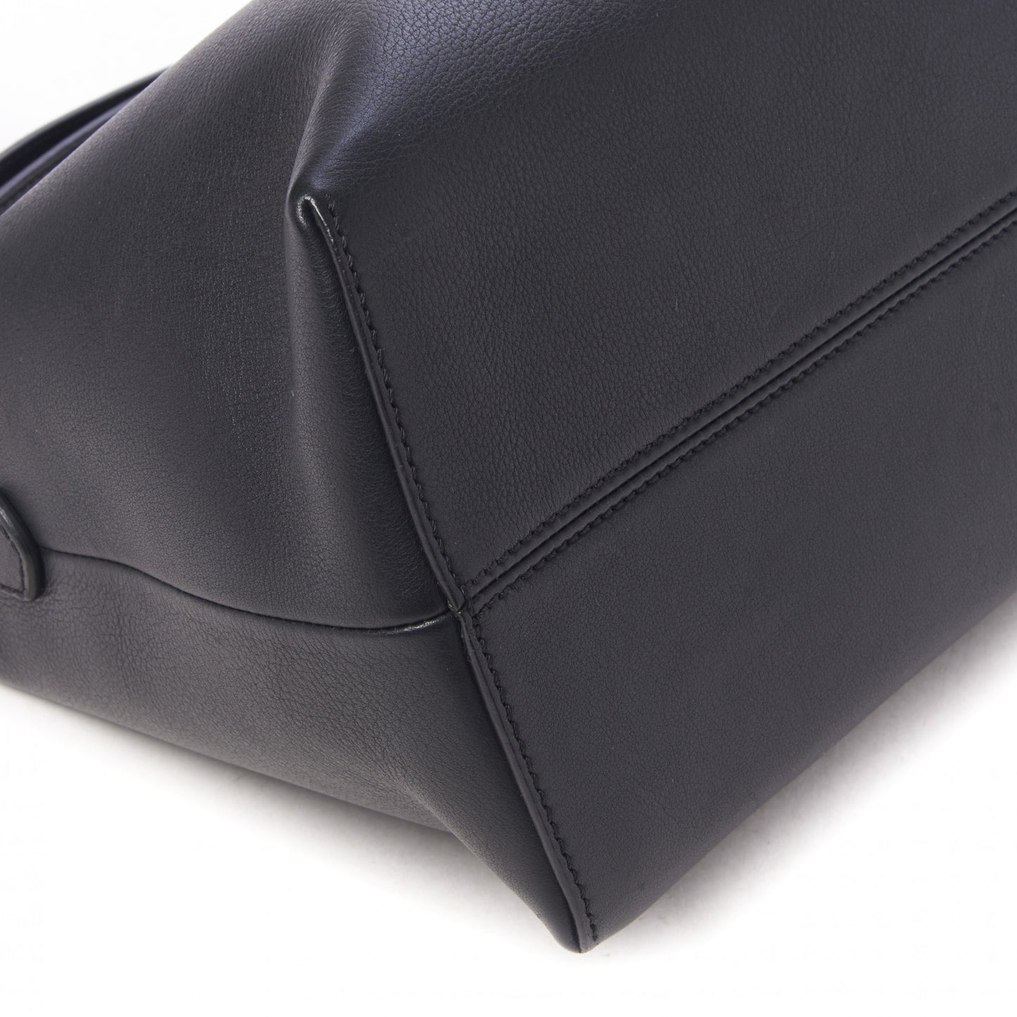 Vitello Dolce Marmol Large By The Way Boston Bag Black