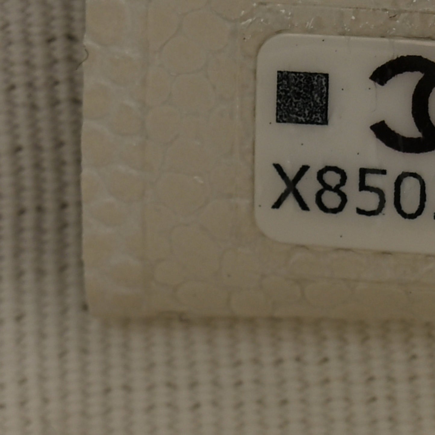 Caviar Quilted Small Cosmetic Case White