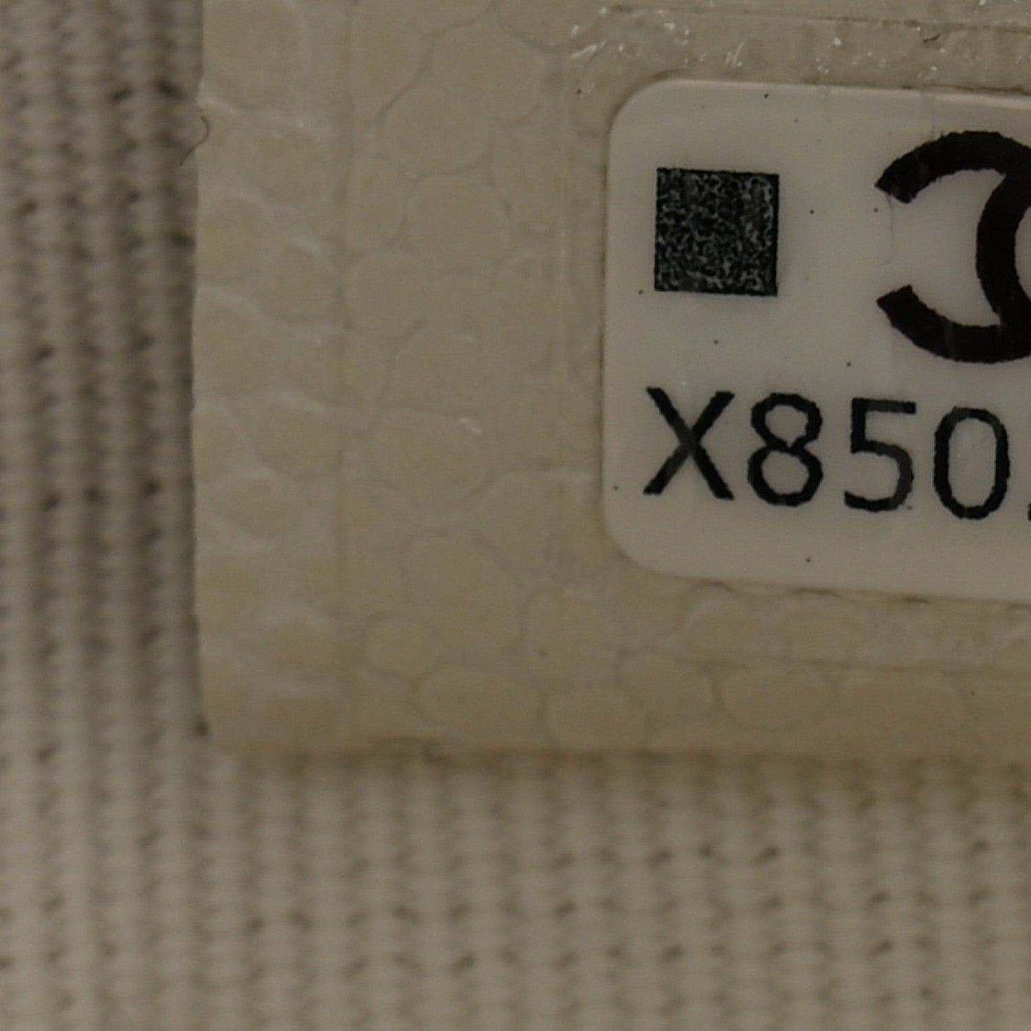 Chanel Caviar Quilted Small Cosmetic Case White 7 of 8