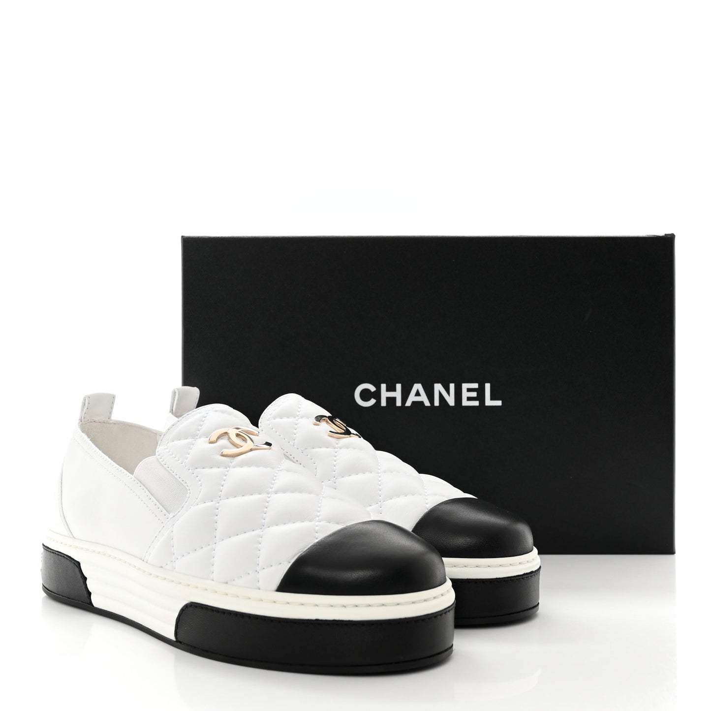 Lambskin Quilted Womens CC Stroll Sneakers 40.5 White