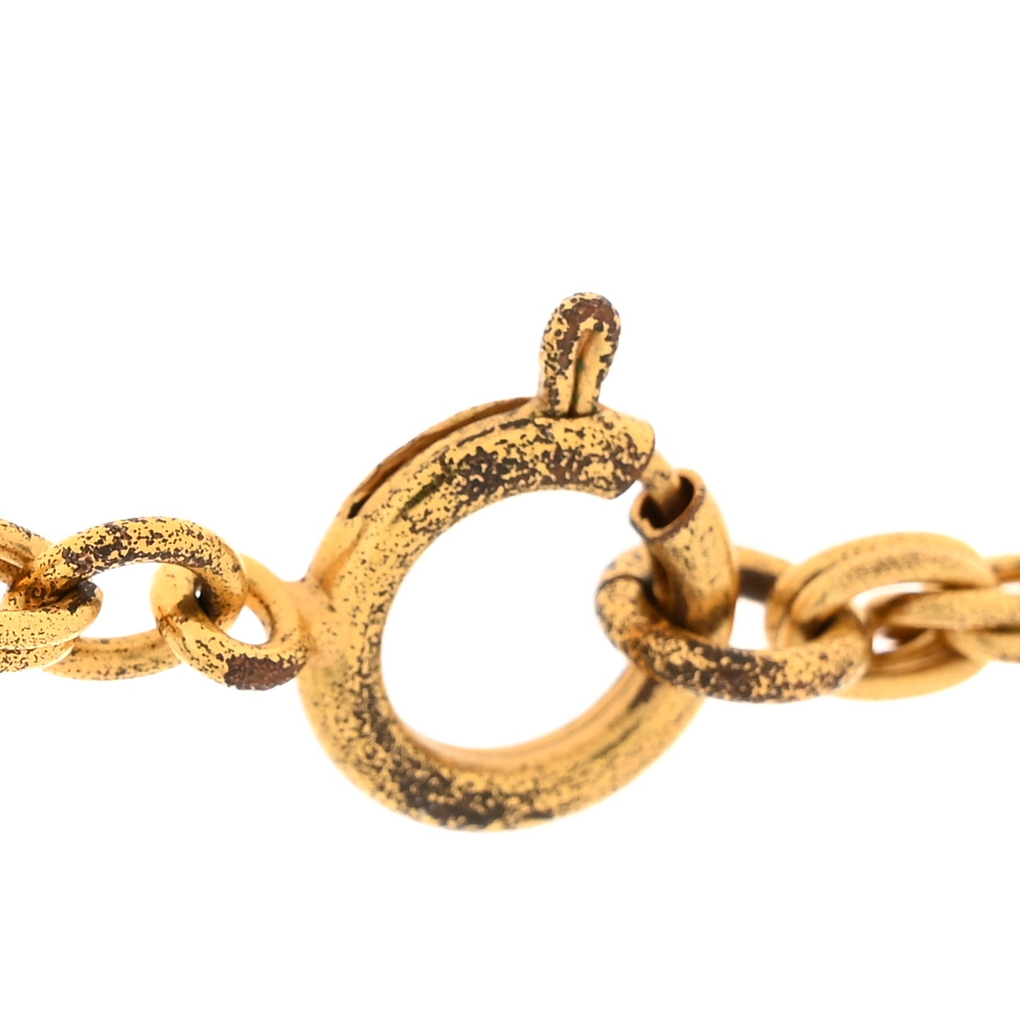 Metal Textured CC Chain Pendant Necklace Gold