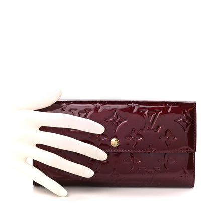 Louis Vuitton Vernis Sarah Wallet Rouge Fauviste 2 of 9