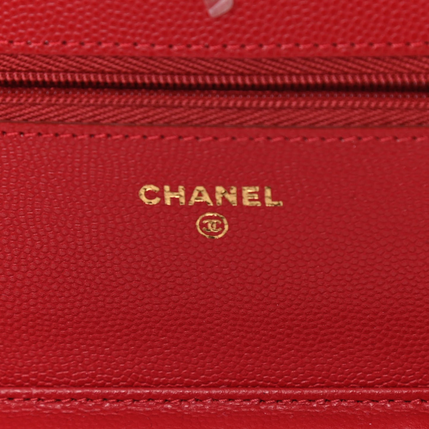 Caviar Quilted Wallet On Chain WOC Red