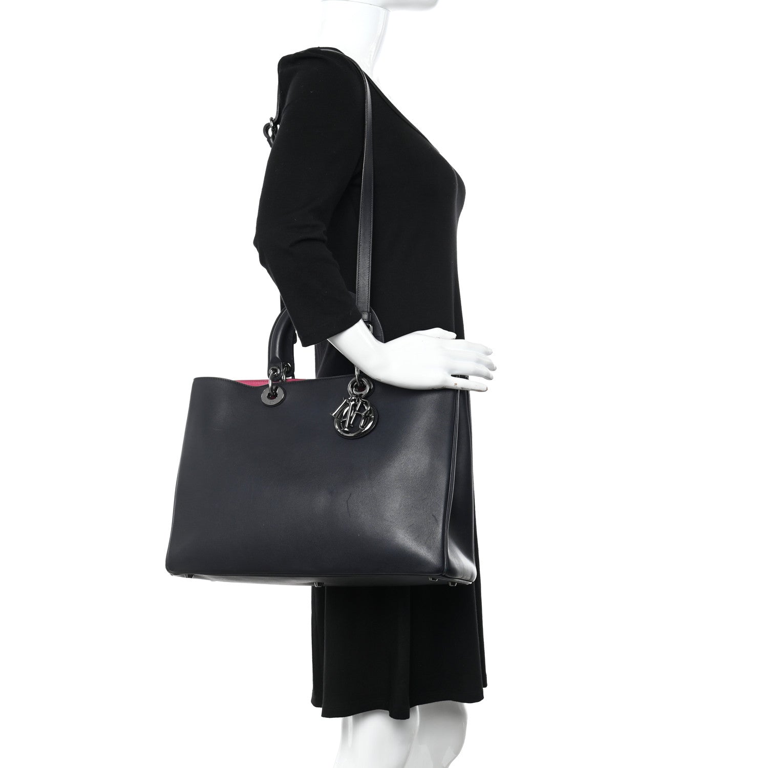 Christian Dior Smooth Calfskin Large Diorissimo Tote Black Rose Indien 2 of 21