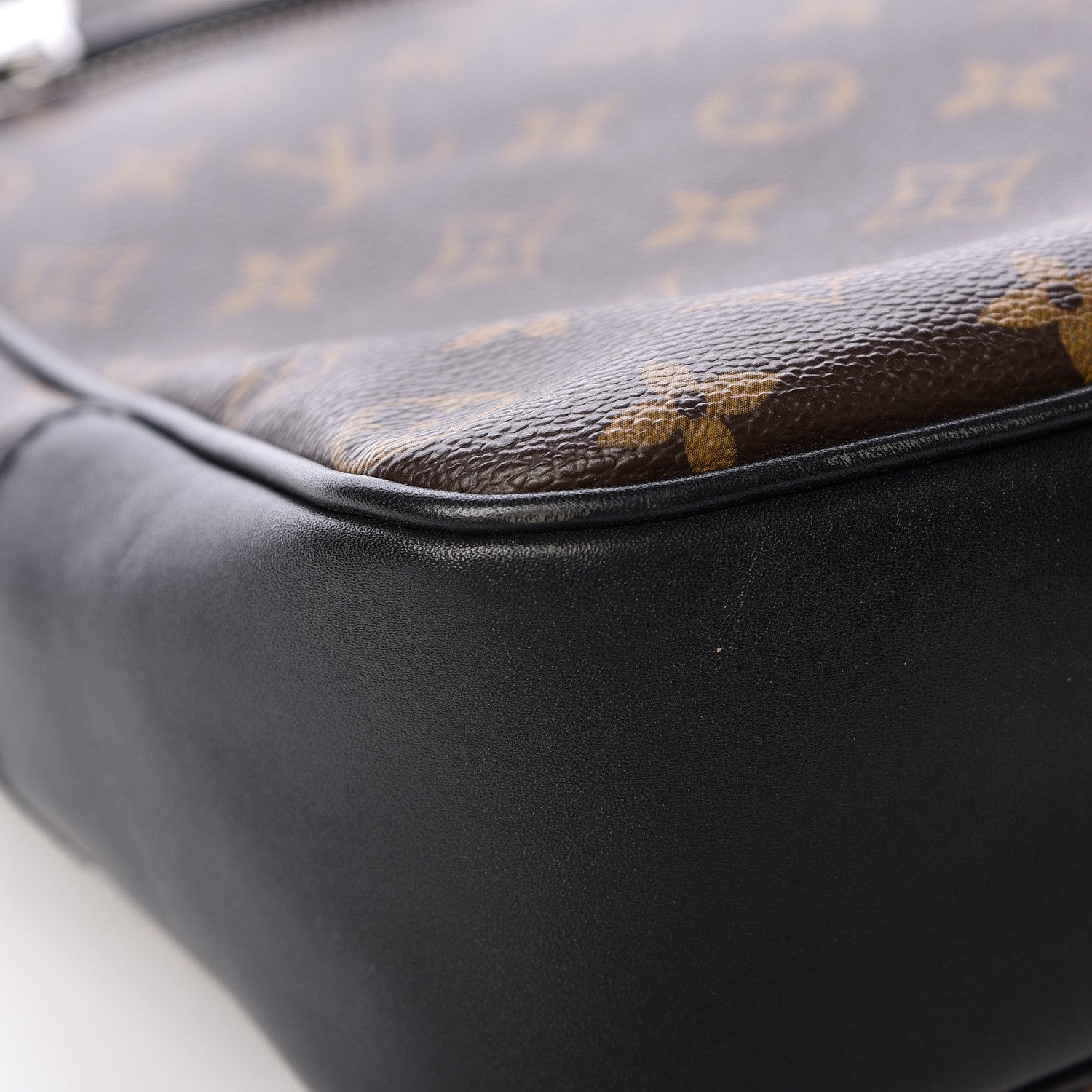 Louis Vuitton Monogram Macassar Bass GM 13 of 15