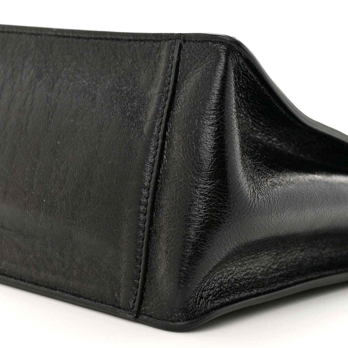 Agnello Old Shine Vitello Go Rain Small Flip Tote Black Marrone