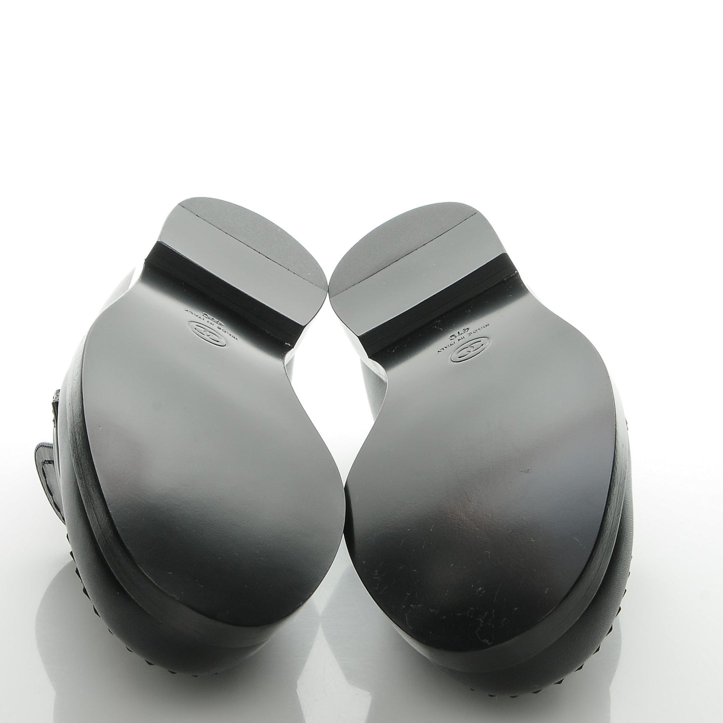 Shiny Calfskin CC Loafers 41 Black