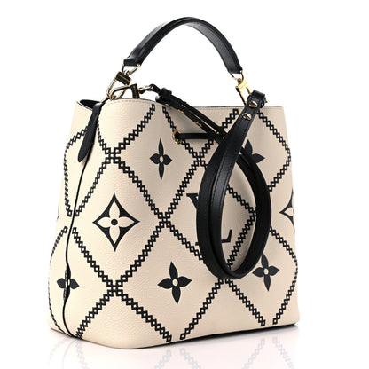 Louis Vuitton Empreinte Monogram Giant Broderies Neonoe MM Cream Black 4 of 11