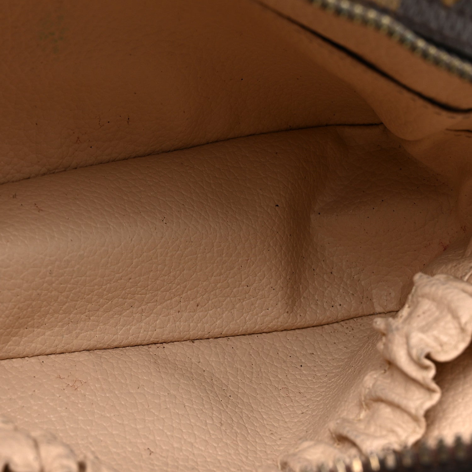 Louis Vuitton Monogram Trousse Toilette 19 9 of 12