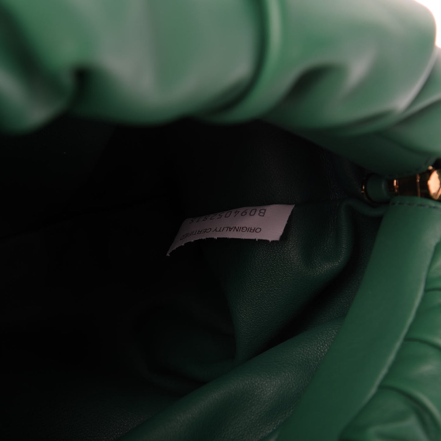 Calfskin The Pouch Chain Racing Green