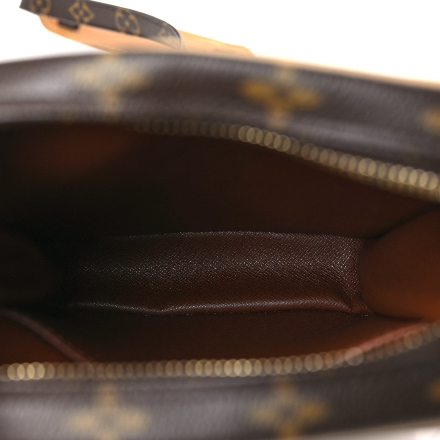 Louis Vuitton Monogram Danube 21 5 of 8