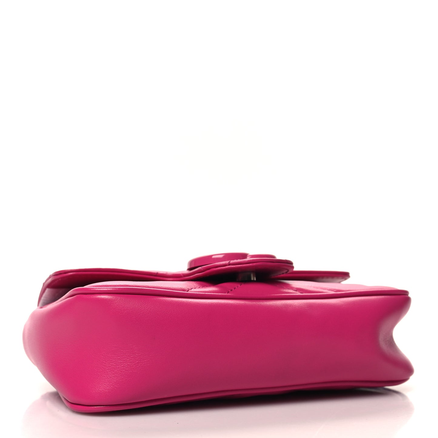 Calfskin Matelasse Monochrome GG Marmont Chain Belt Bag Classic Fuxia