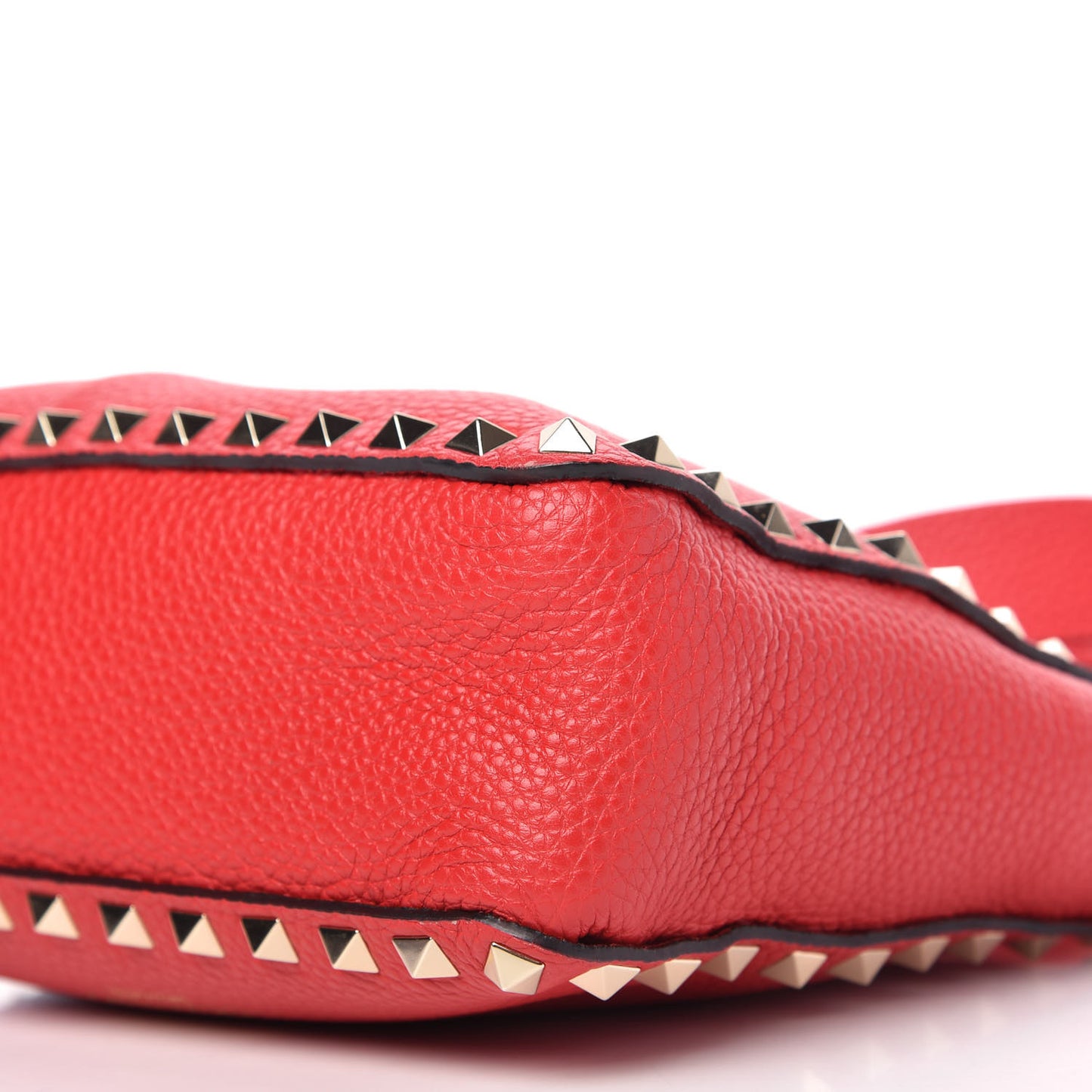 Pebbled Calfskin Mini Rockstud Flip-Lock Messenger Bag Red