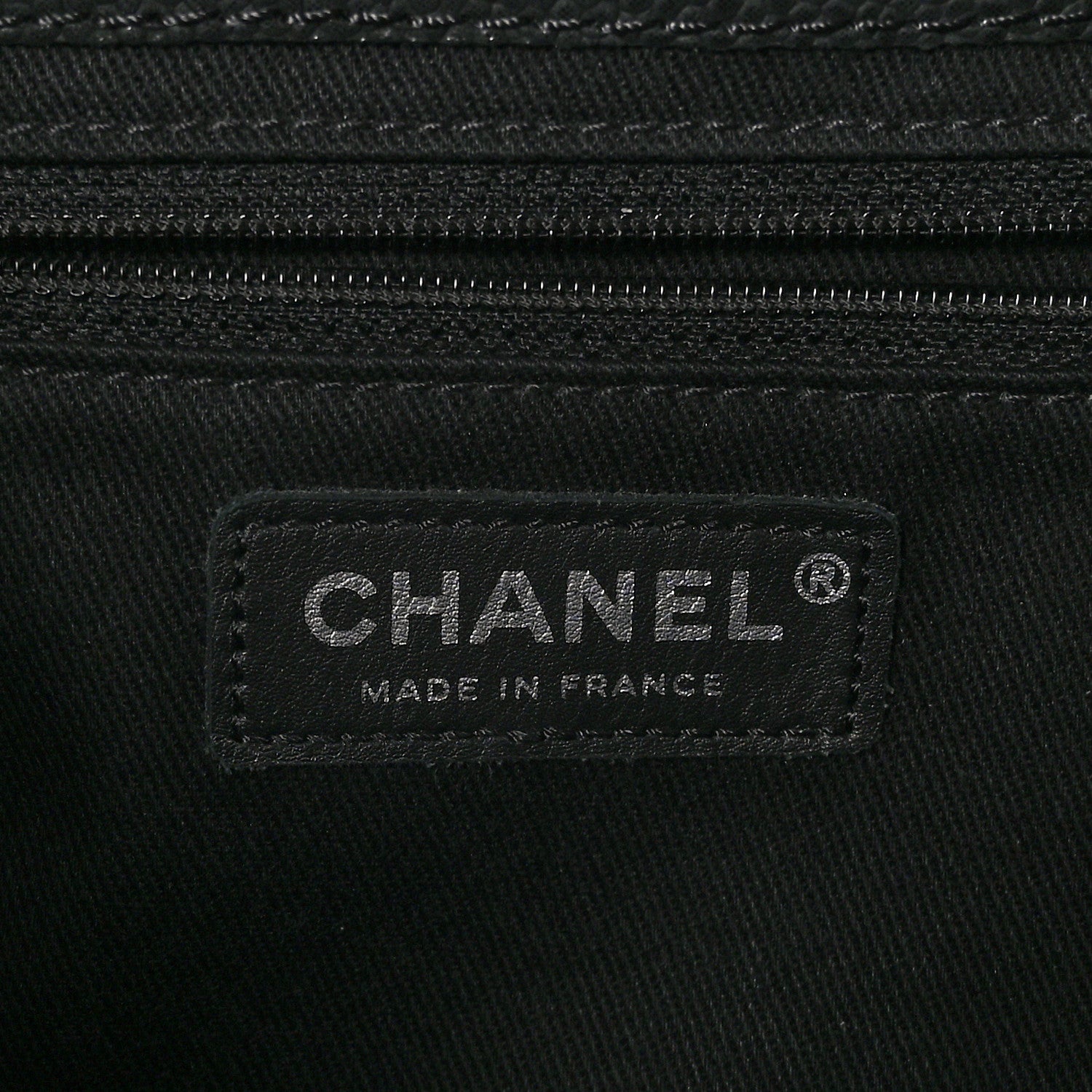 Chanel Iridescent Caviar Medium Lady Pearly Flap Black 7 of 9