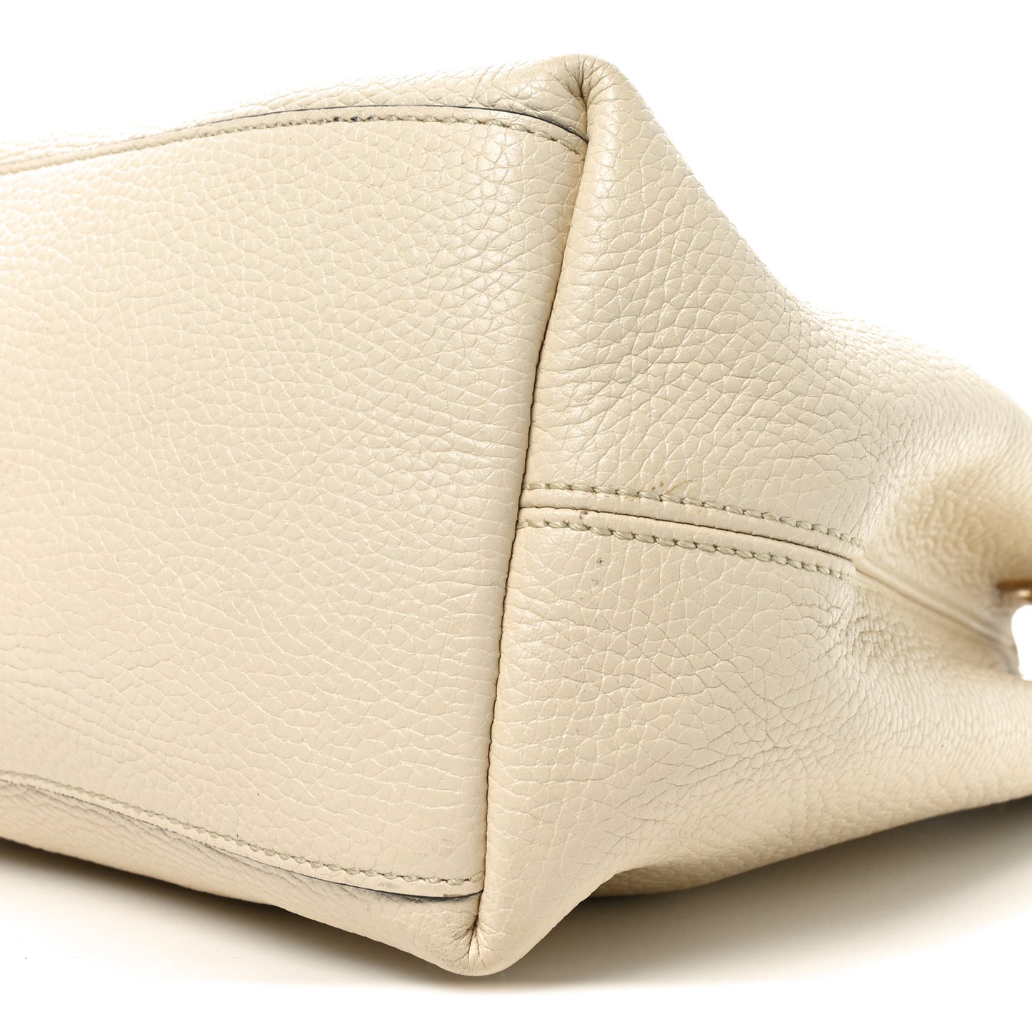Pebbled Calfskin Medium Soho Chain Shoulder Bag Off White