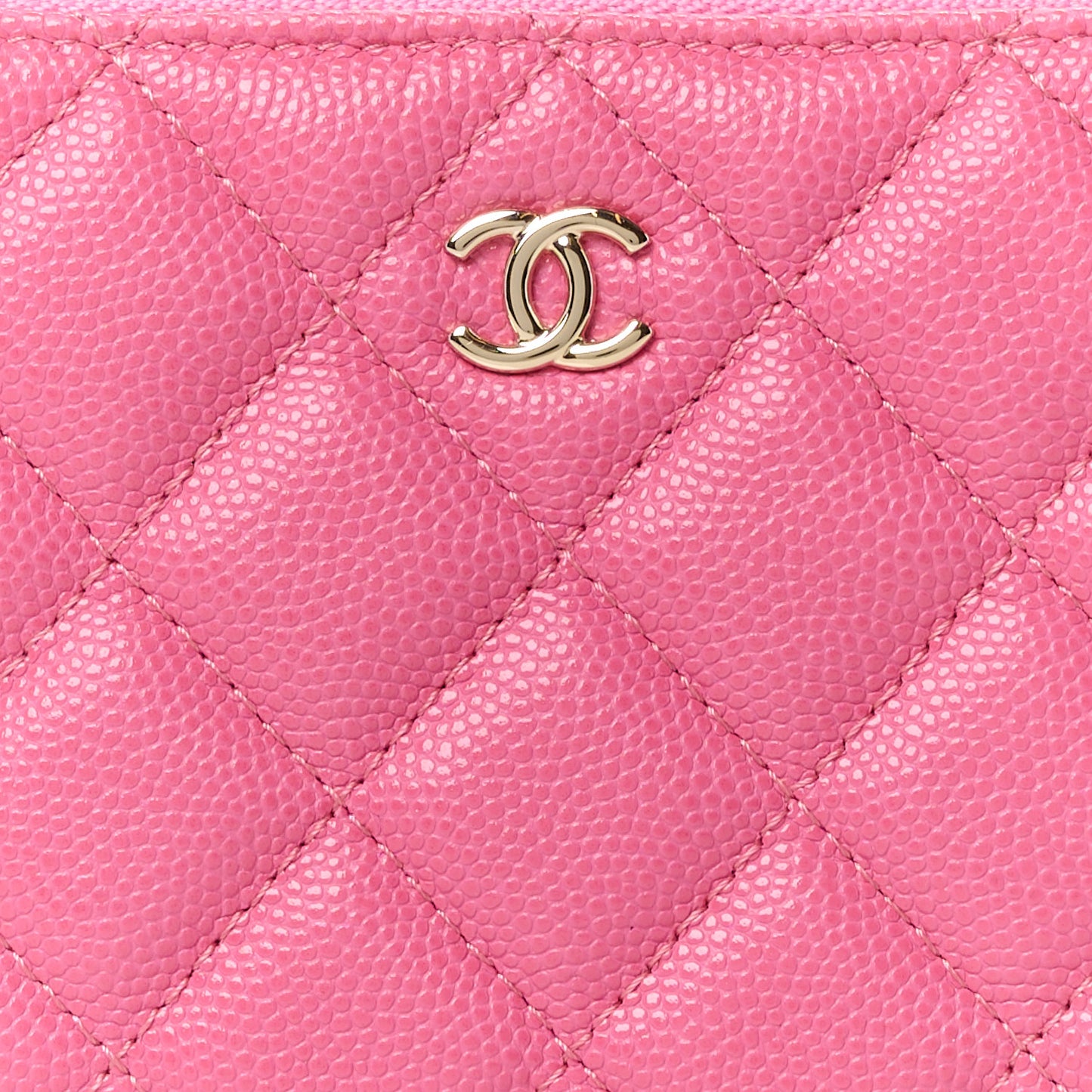 Caviar Quilted Small Cosmetic Case Pink