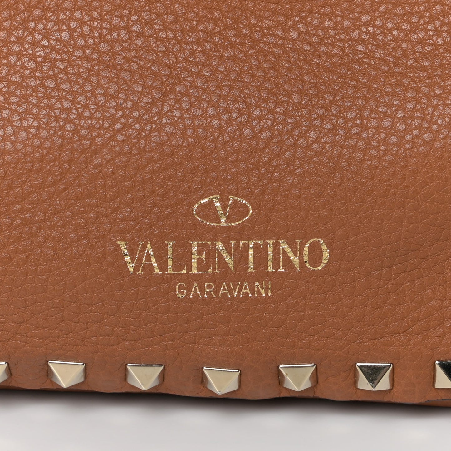 Grained Calfskin Medium Rockstud Reversible Tote Parrot Light Cuir