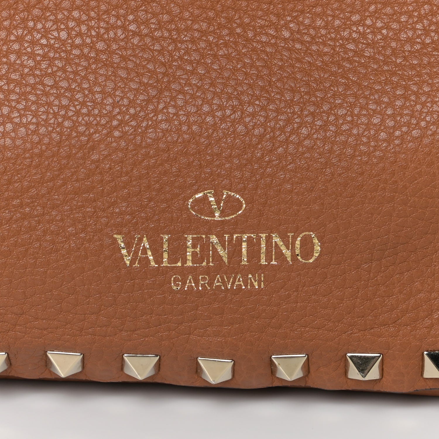 Valentino Garavani Grained Calfskin Medium Rockstud Reversible Tote Parrot Light Cuir 9 of 19