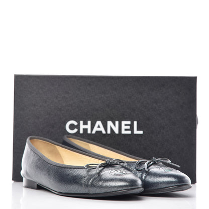 Chanel Metallic Calfskin Cap Toe CC Ballerina Flats 38.5 Silver 18 of 18