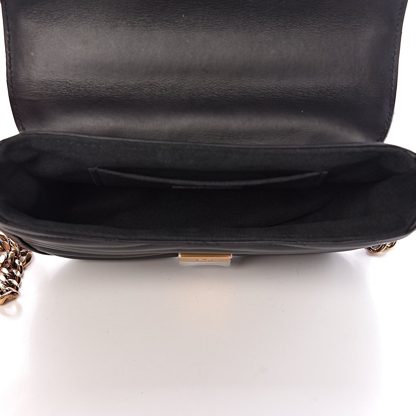 Calfskin New Wave Chain PM Black