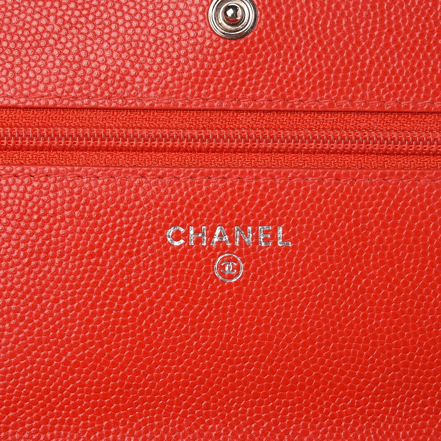 Caviar Chevron Quilted Wallet On Chain WOC Red