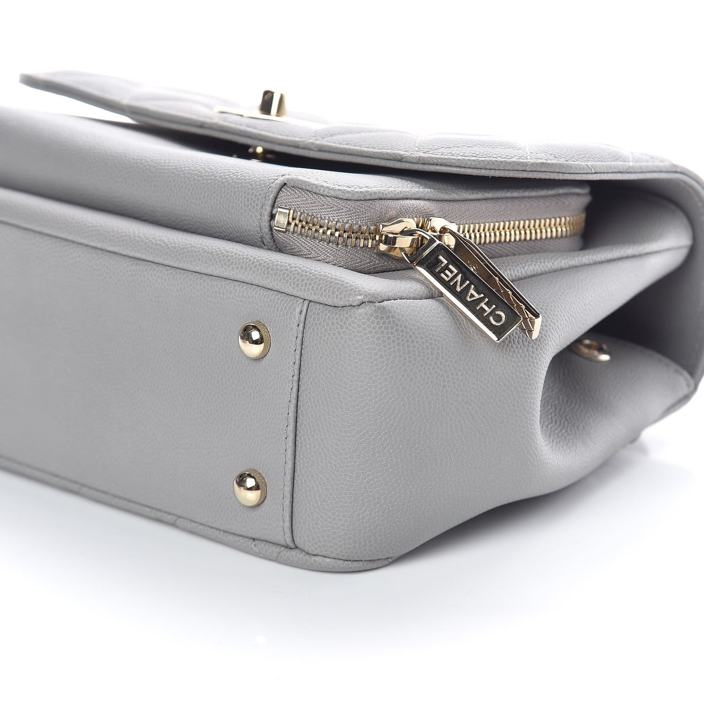 Caviar Quilted Medium Business Affinity Flap Grey