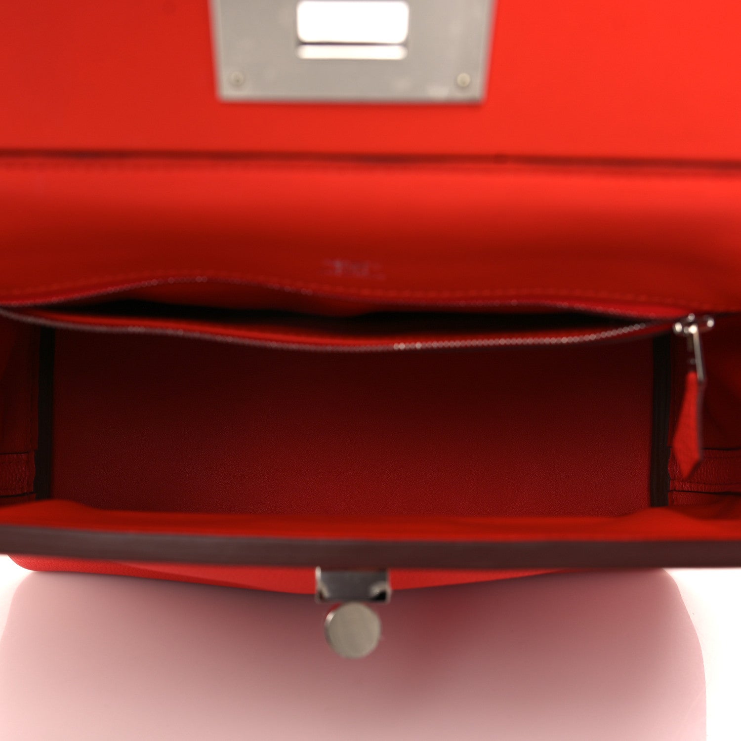 Hermes Taurillon Maurice Swift 24/24 29 Capucine 4 of 9