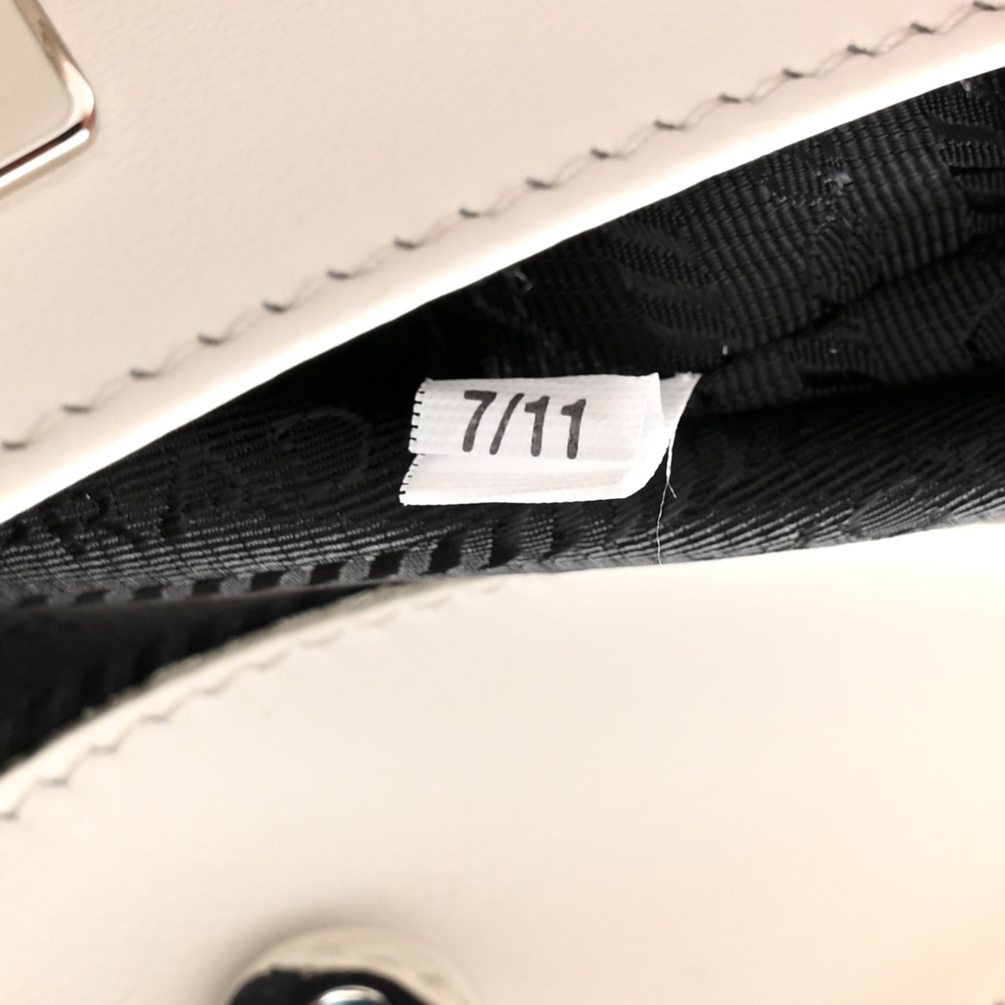 Spazzolato Cleo Shoulder Bag White