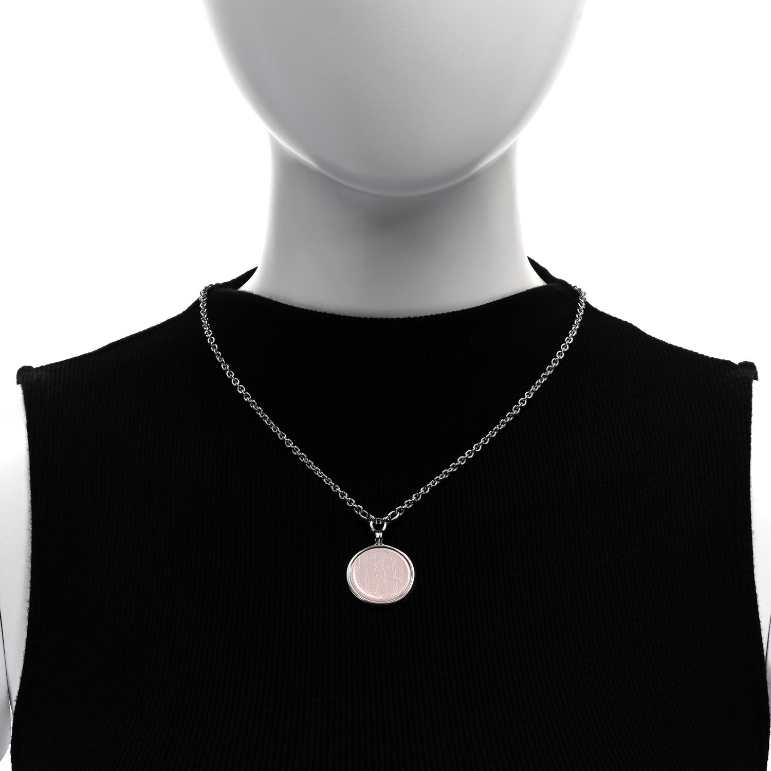 Hermes Palladium Enamel Large Medaille Quadrige Necklace White Platine Rose Candeur 2 of 7