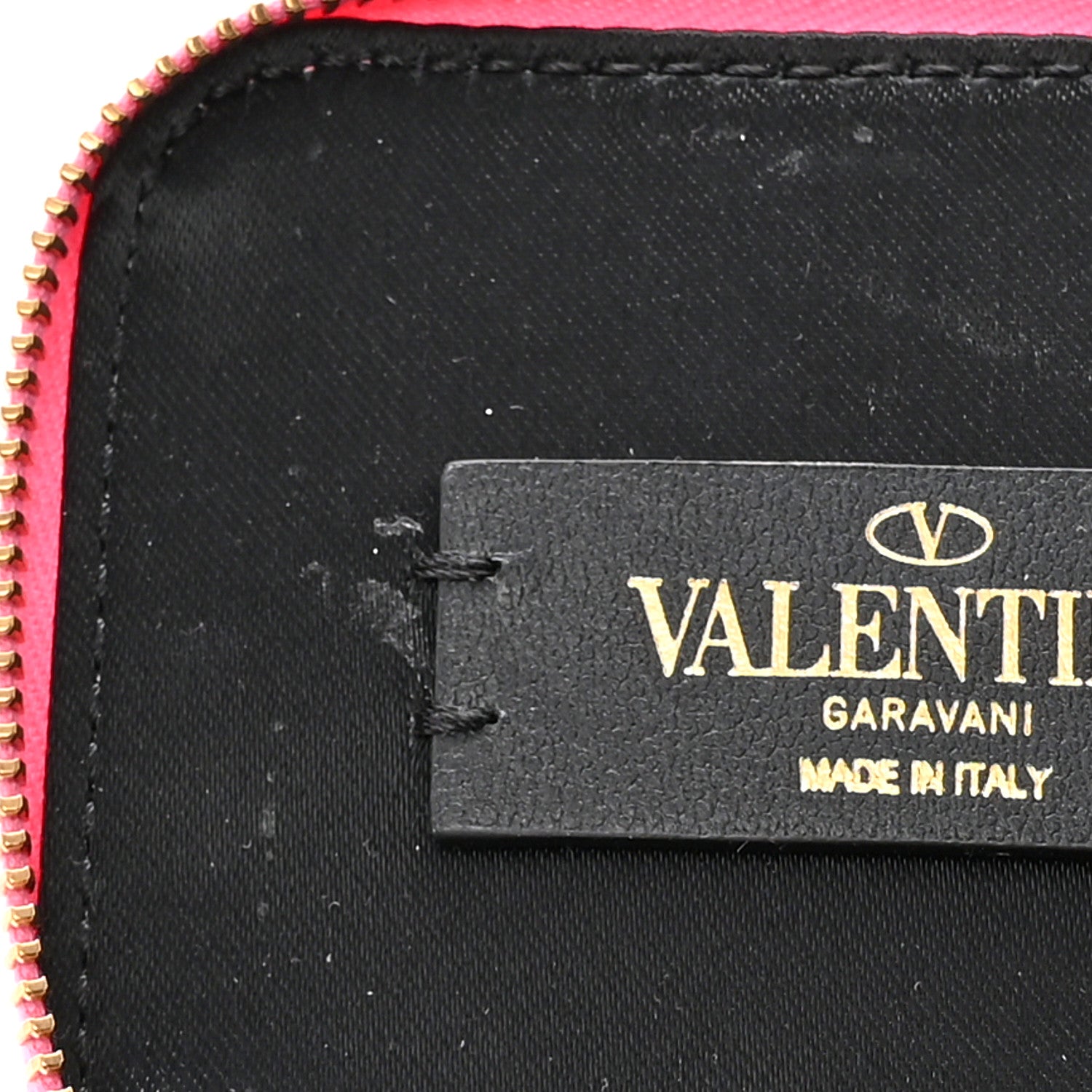 Valentino Garavani Grained Calfskin VLogo Signature Wash Bag Feminine Pink 9 of 10