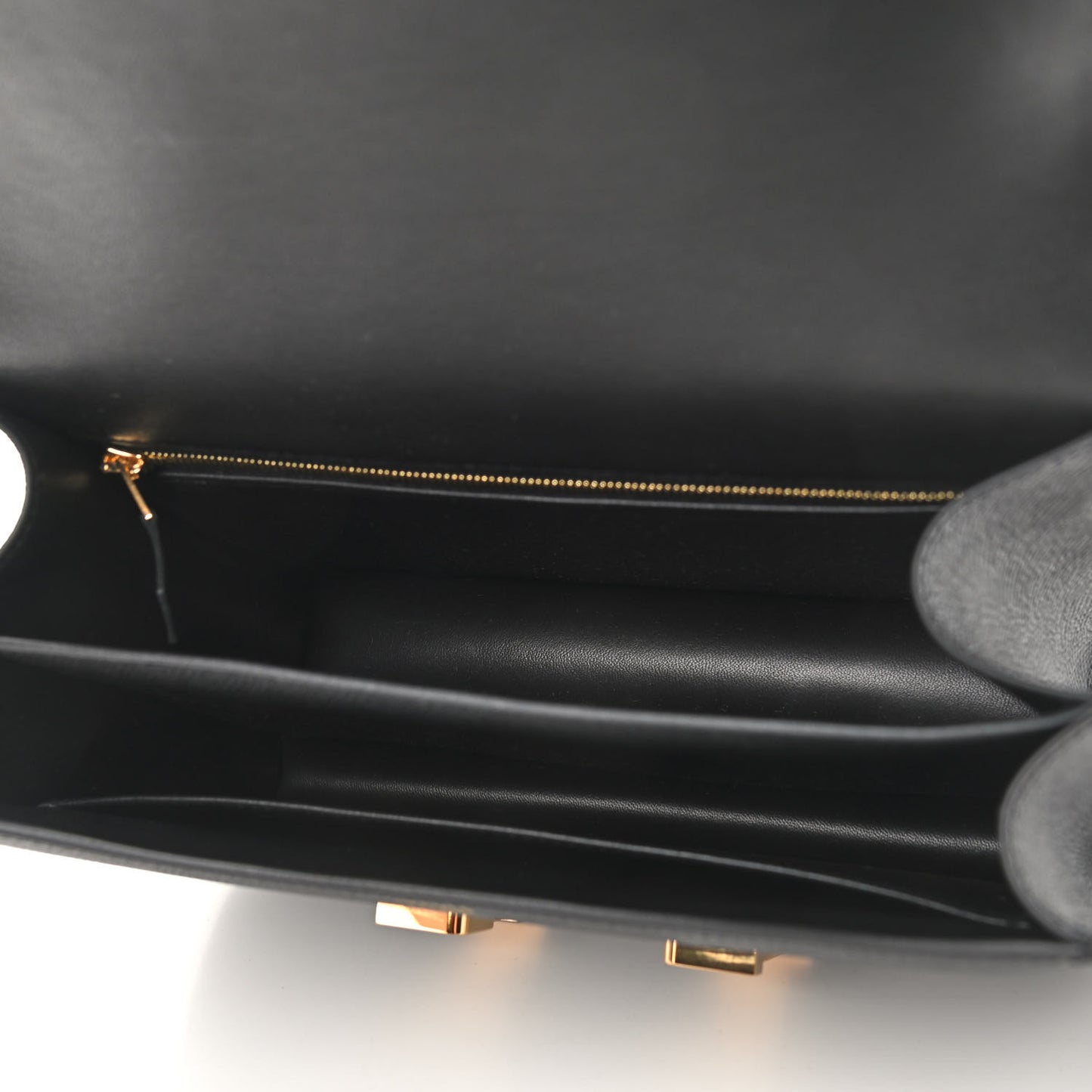Epsom Constance 24 Black