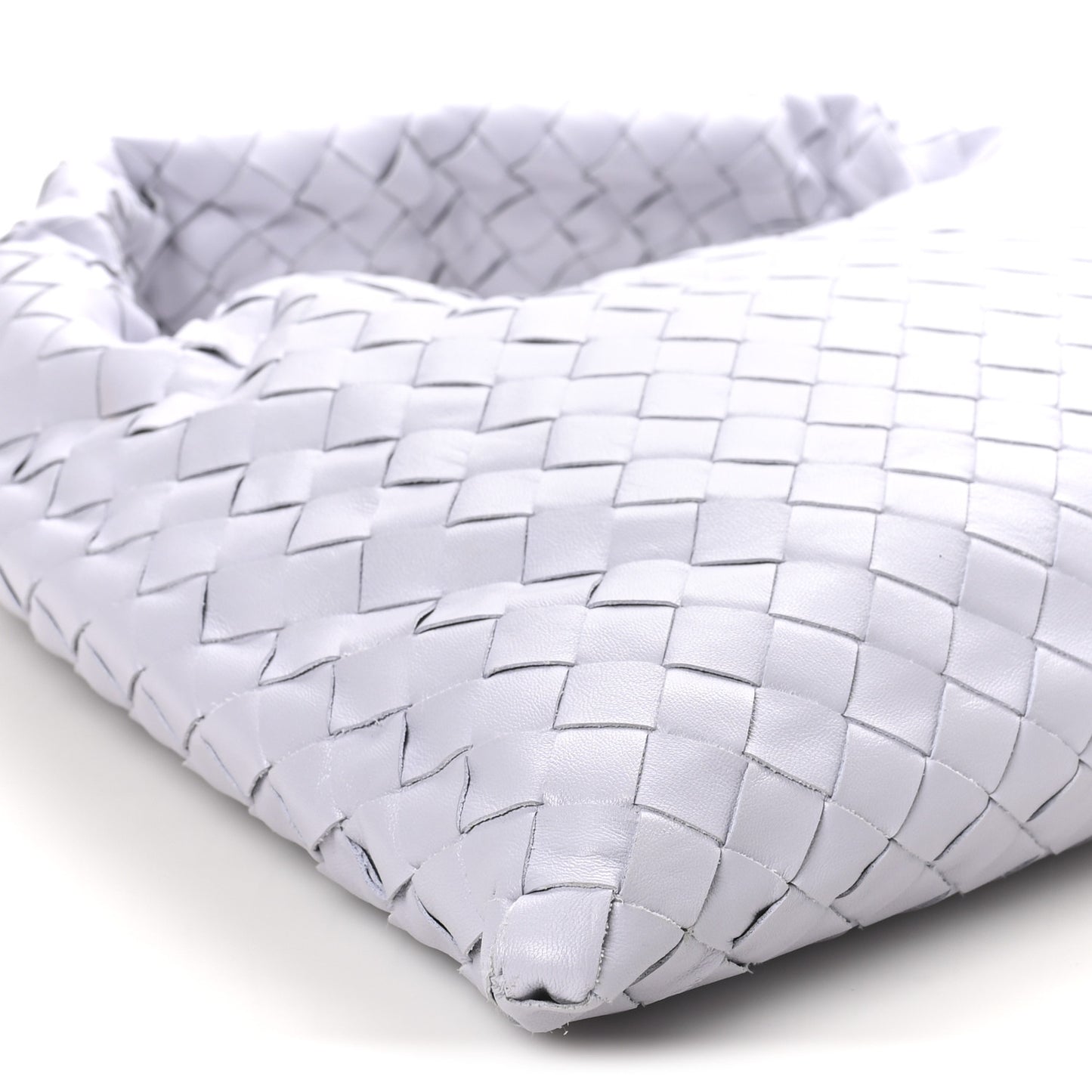 Calfskin Intrecciato Small Hop Oyster Lilac
