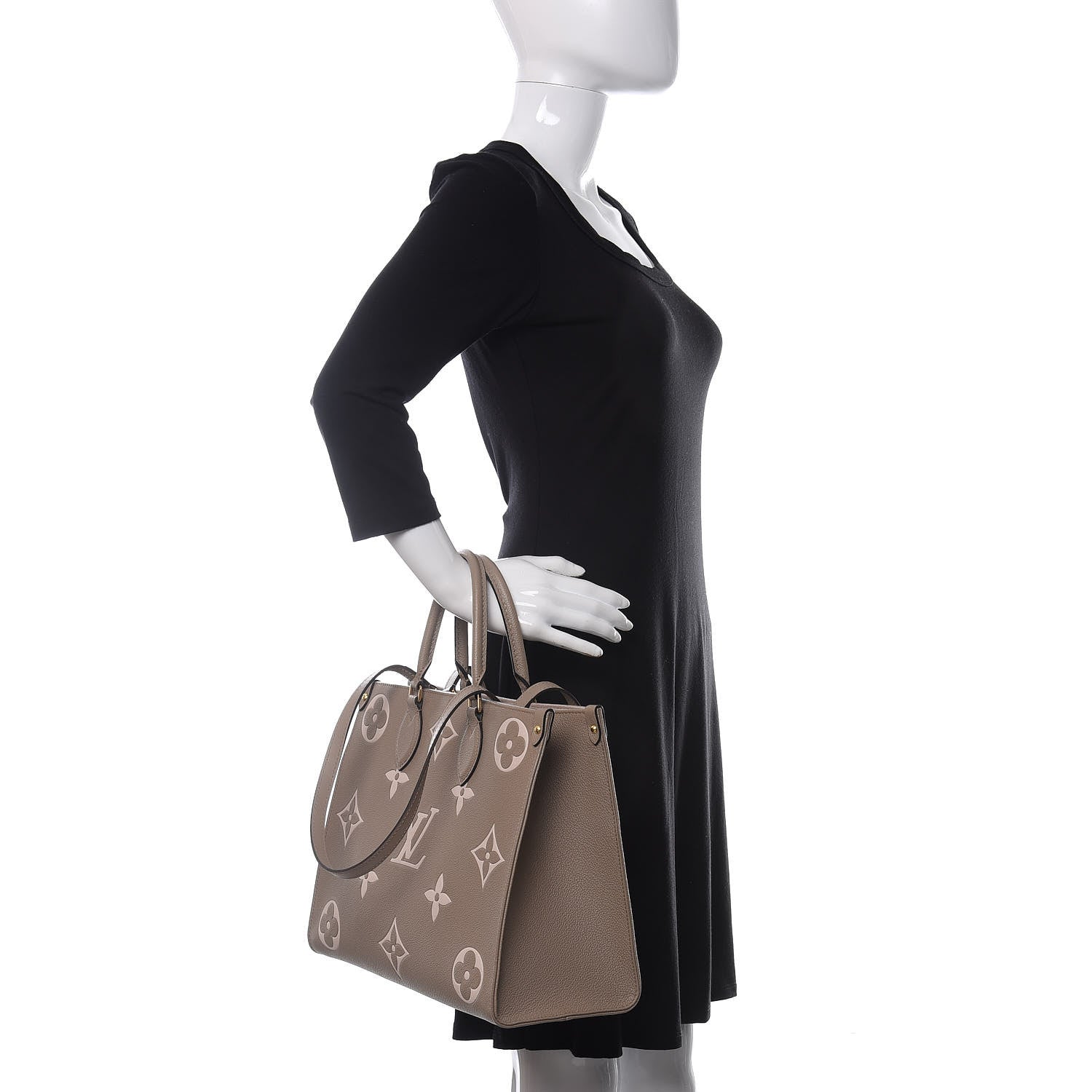 Louis Vuitton Empreinte Monogram Giant Onthego MM Tourterelle Creme 3 of 11