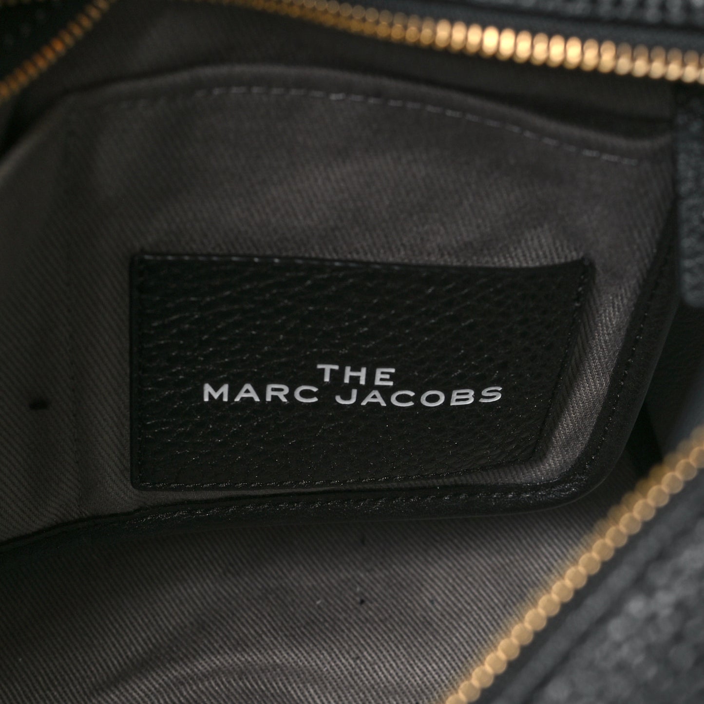 Grained Calfskin Medium The Tote Bag Black