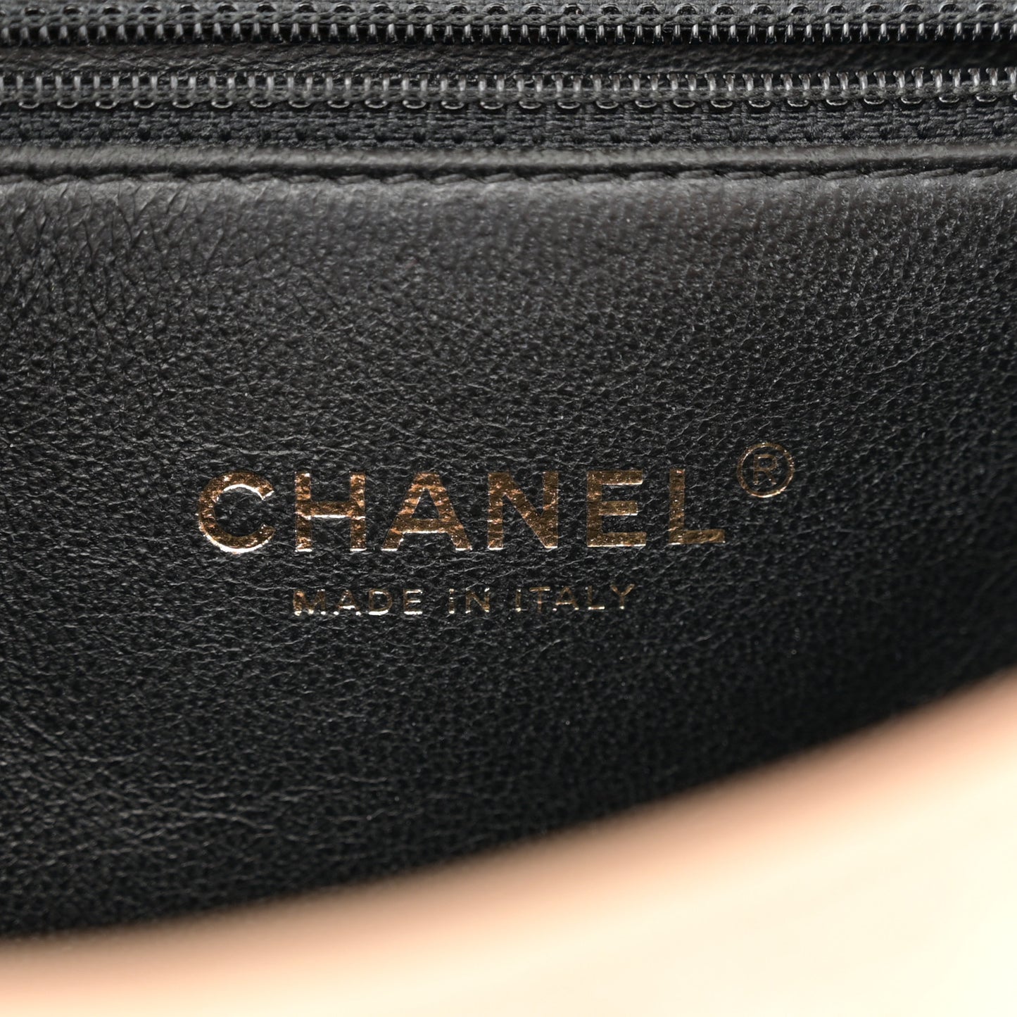 Caviar Quilted Small CC Filigree Flap Beige Black