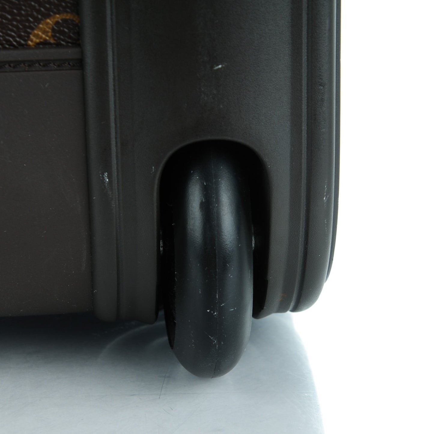 Monogram Eole 50