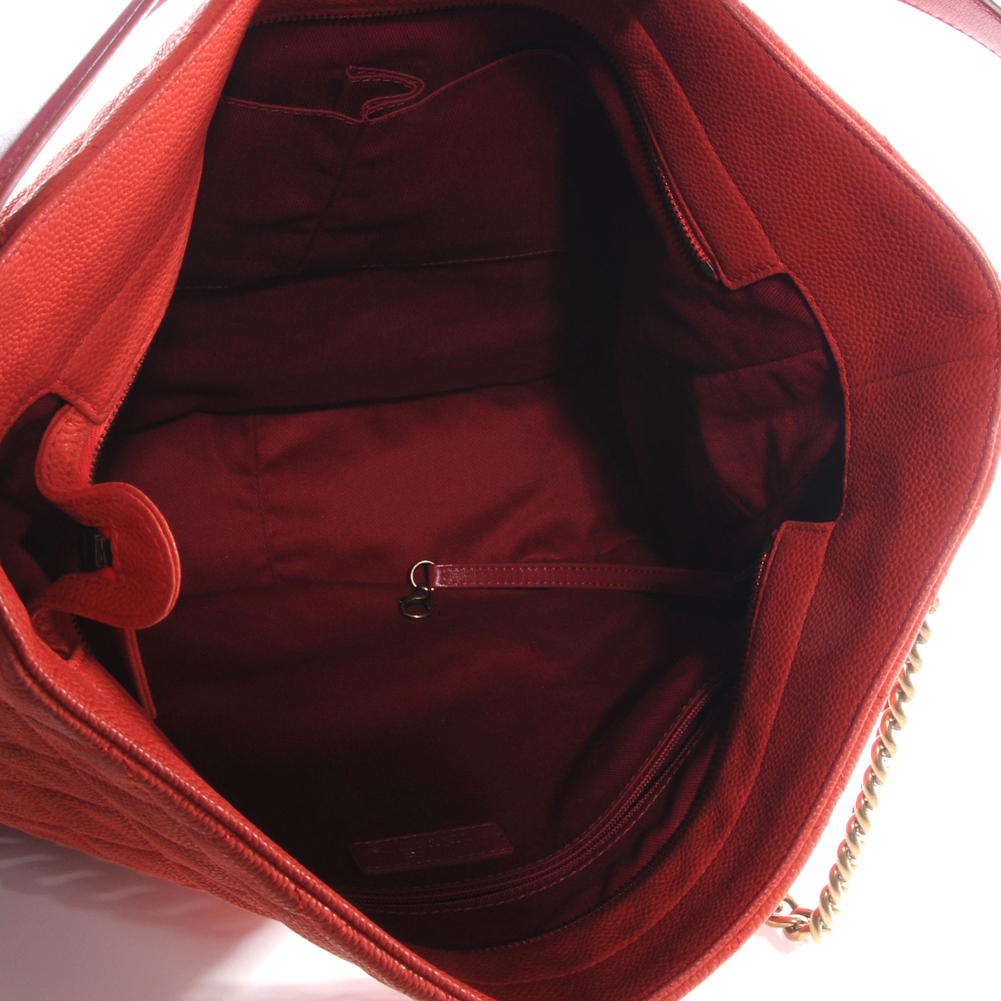 Chanel Iridescent Caviar Country Chic Hobo Red 5 of 7